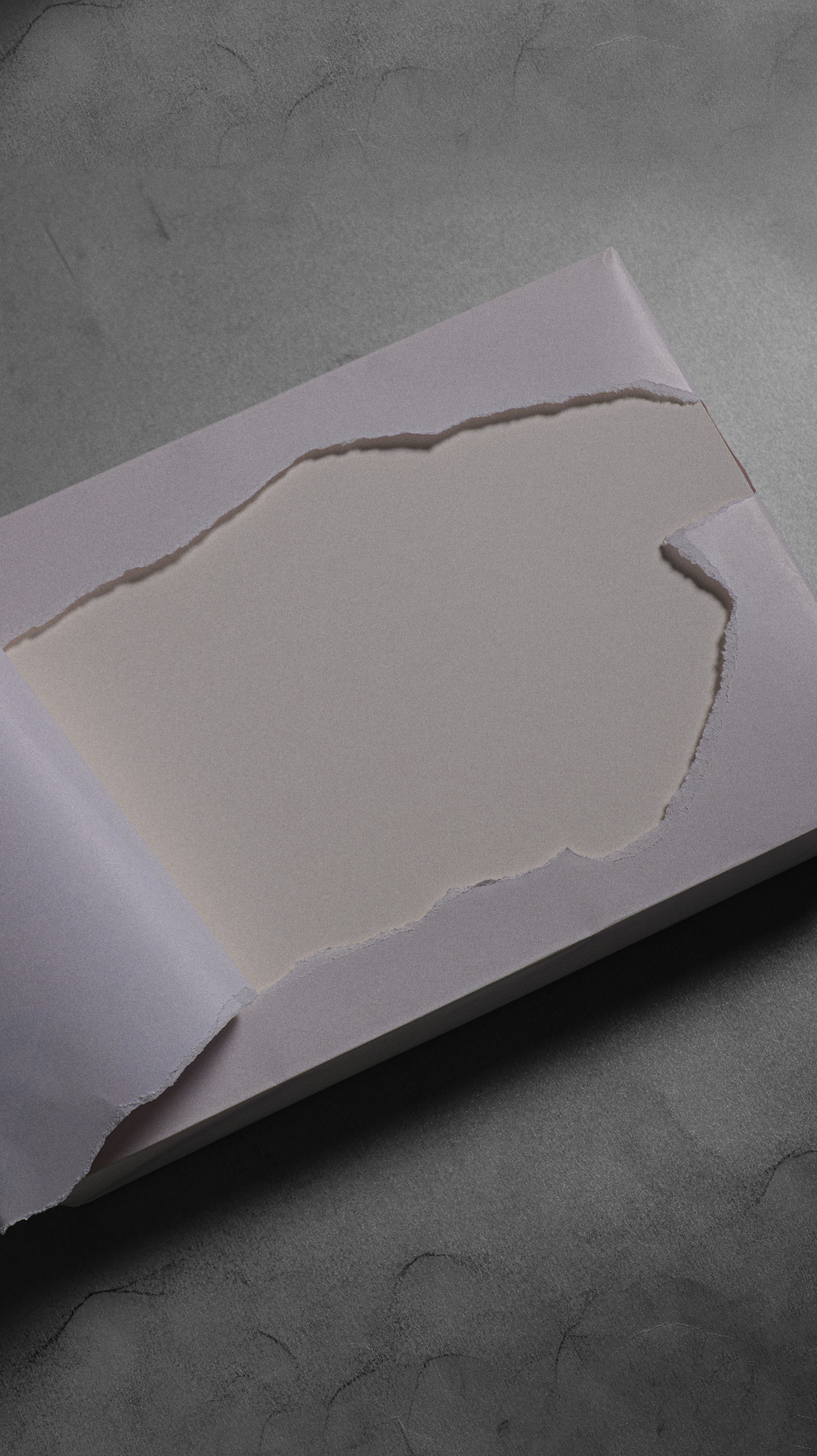 PIÈCE N°3 - Torn Paper Pad Photo Mockup