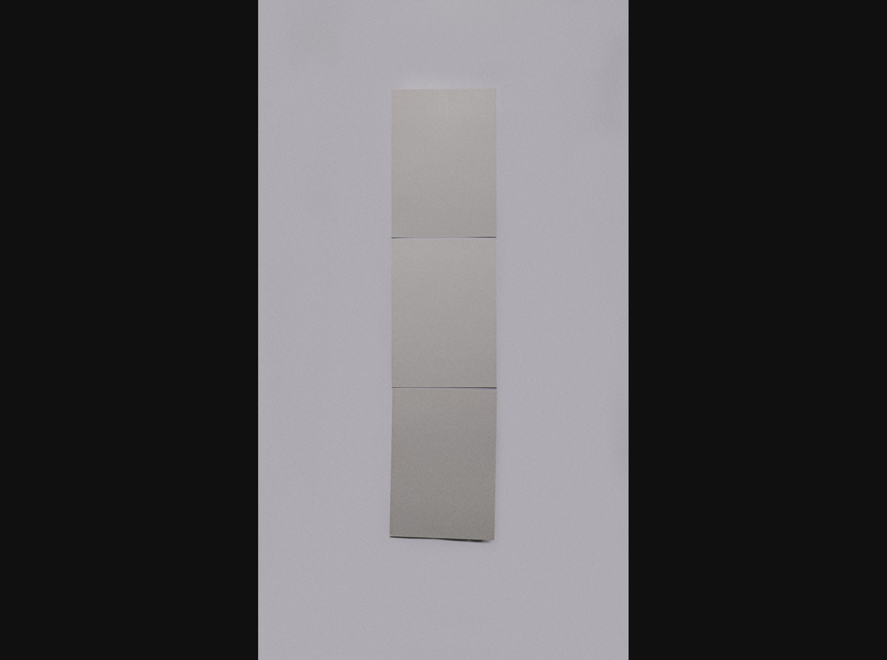PIÈCE N°1 - Vertical Sheet Arrangement Video Mockup